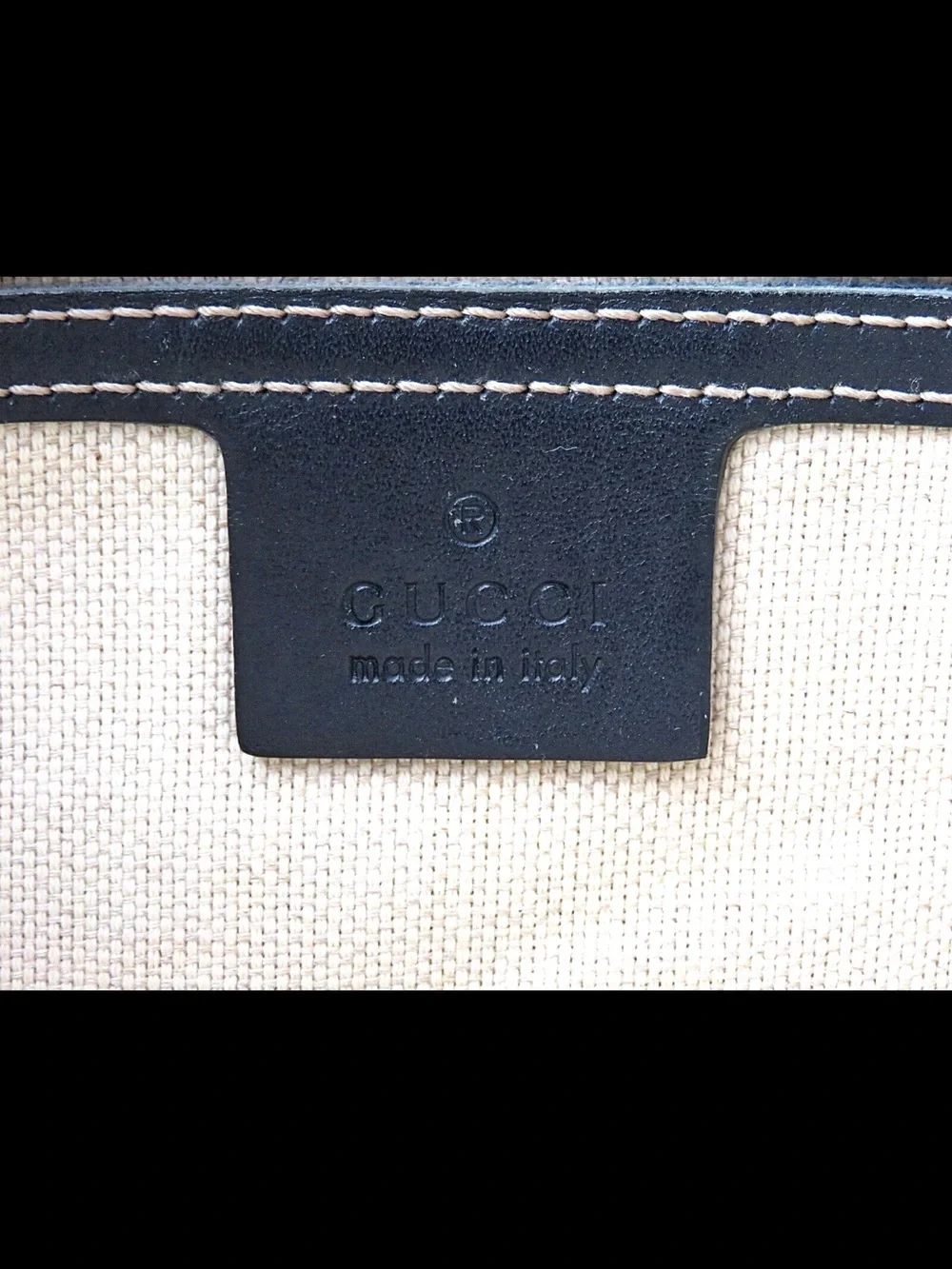 Gucci Beige and Black GG Supreme Messenger Bag